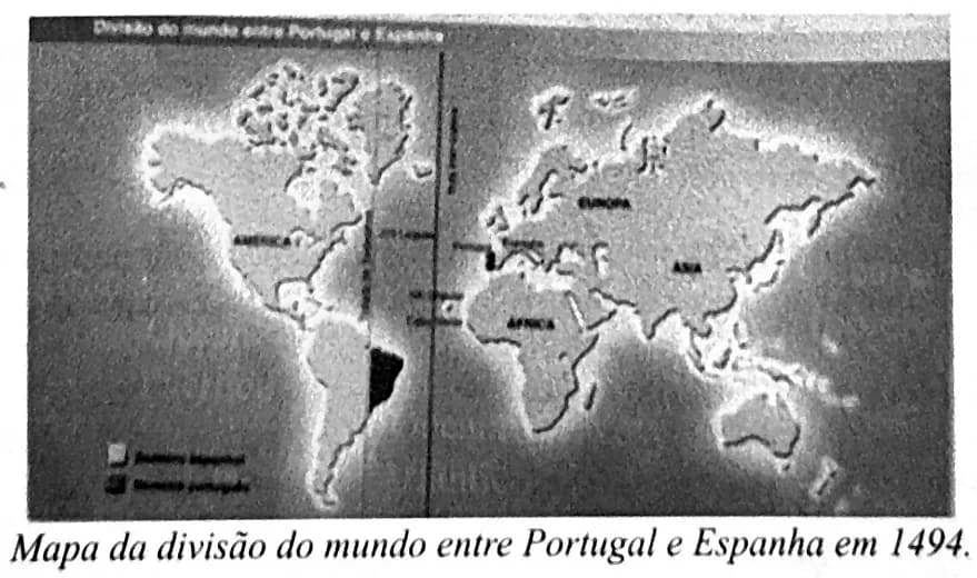 Mapa da divisão do mundo entre Portugal e Espanha pelo Tratado de Tordesilhas, com a linha demarcatória traçada no Atlântico